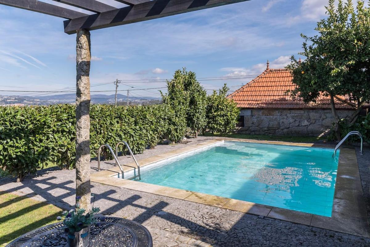 Pequena Casa Rustica Com Piscina Villa Penafiel Luaran gambar