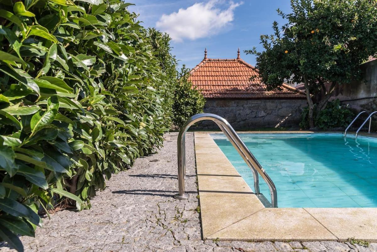 Pequena Casa Rustica Com Piscina Villa Penafiel Luaran gambar