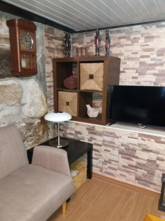 Pequena Casa Rustica Com Piscina Villa Penafiel Luaran gambar